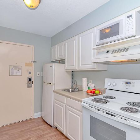 Renovated And Modern! Beautifully Updated Queen Suite! Sea Mist Resort 50410 Perfect For 2-4 Guests! Myrtle Beach Buitenkant foto